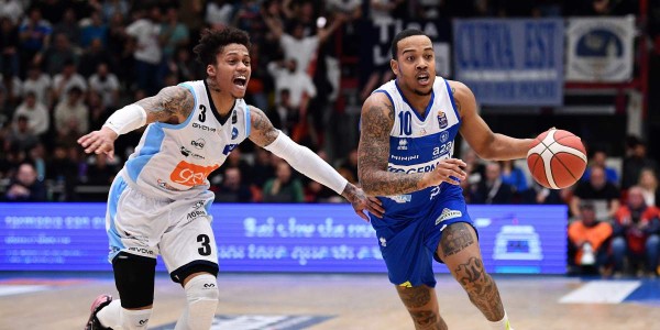 Napoli-Brescia 69-72, le pagelle